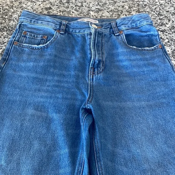 ZARA distressed jeans - Picture 3 of 7